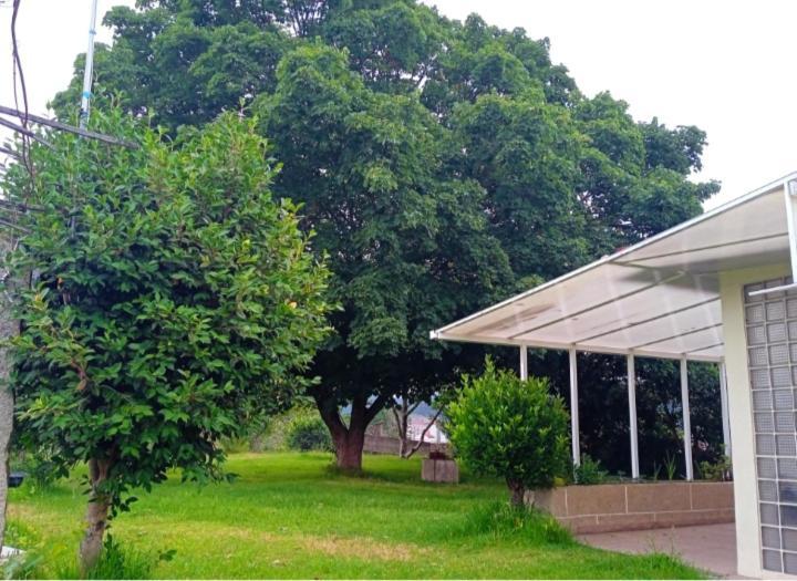 A Casa De Abelleira Ponteareas Bed & Breakfast Luaran gambar