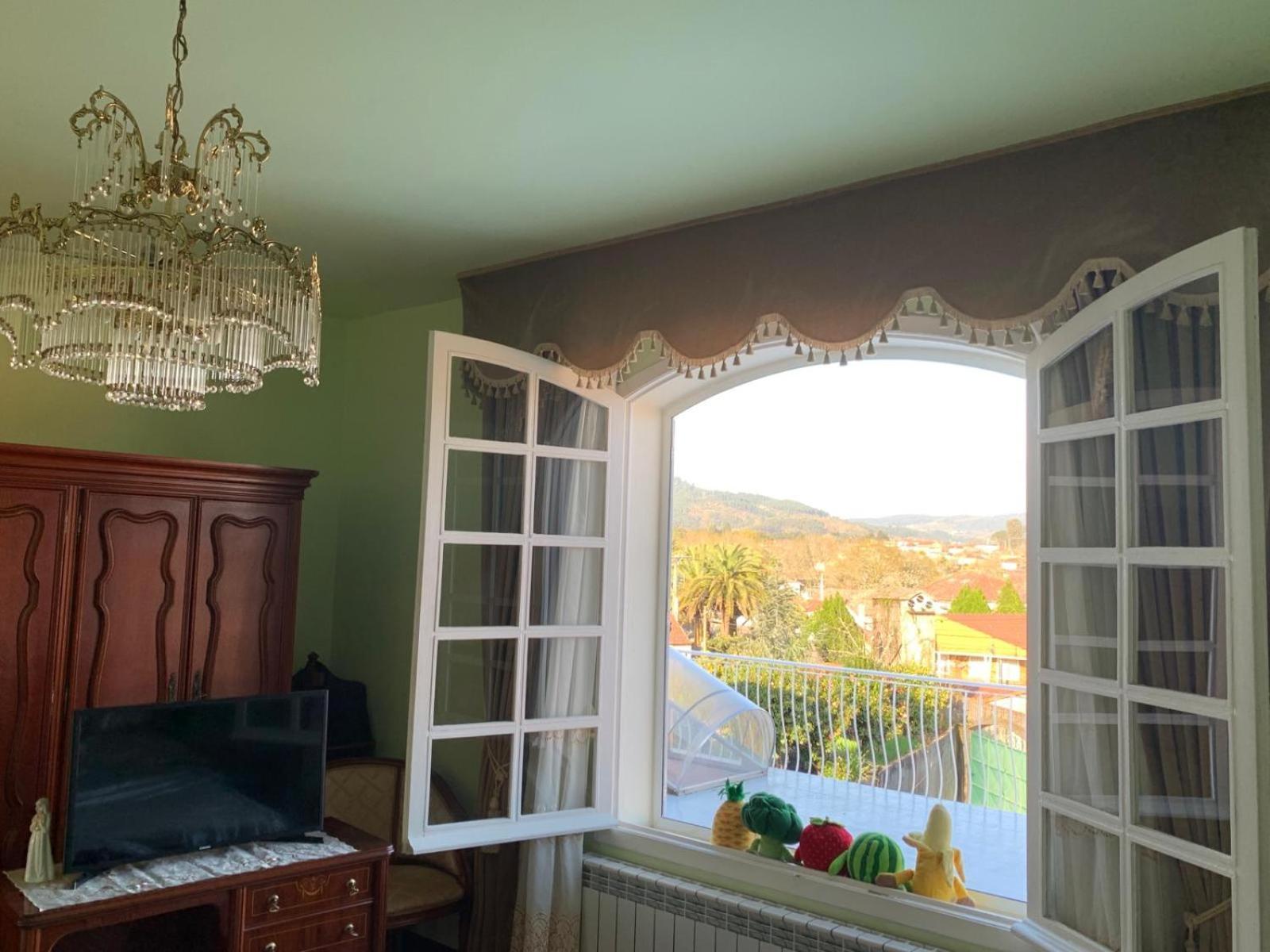 A Casa De Abelleira Ponteareas Bed & Breakfast Luaran gambar