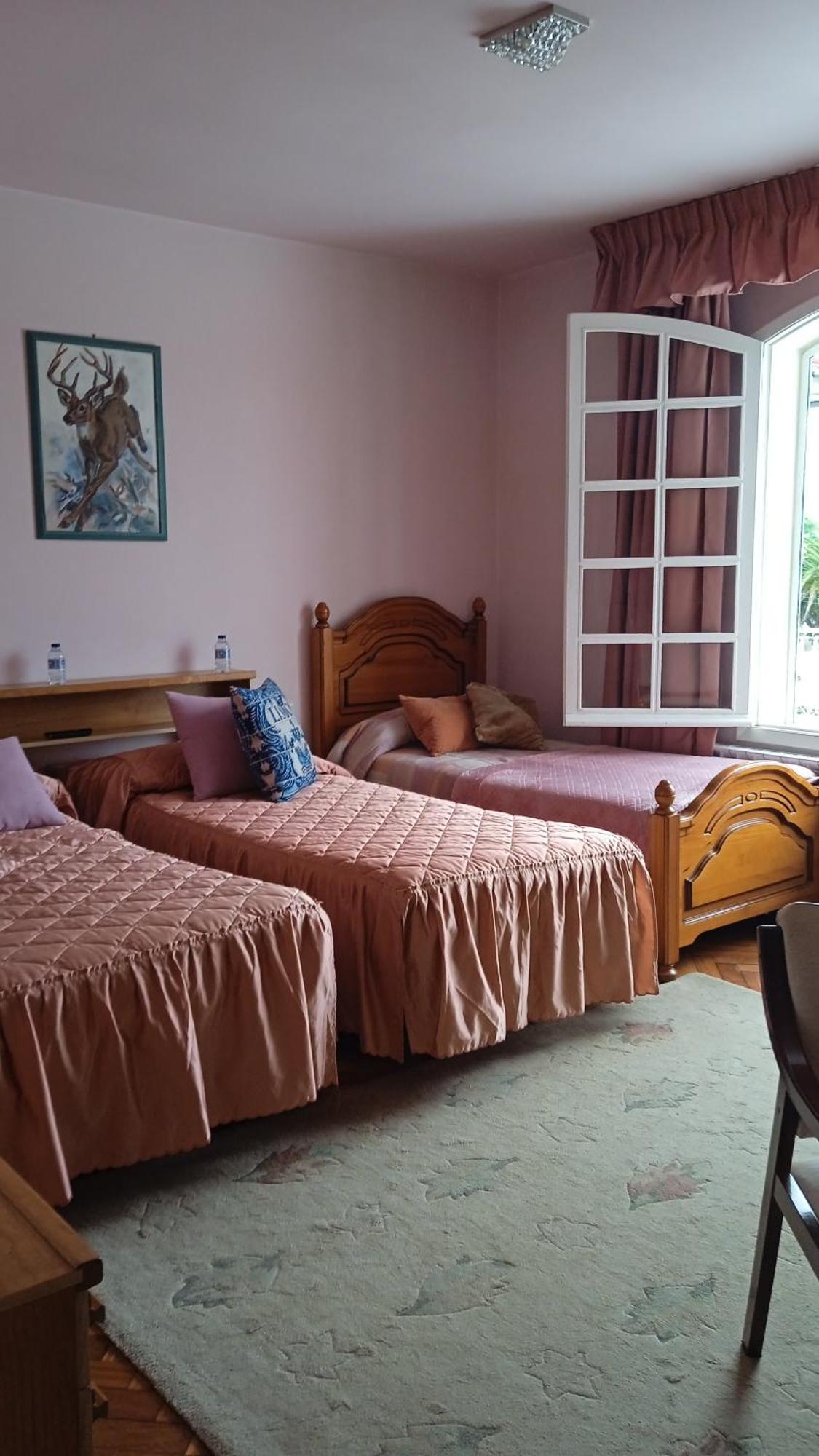 A Casa De Abelleira Ponteareas Bed & Breakfast Luaran gambar