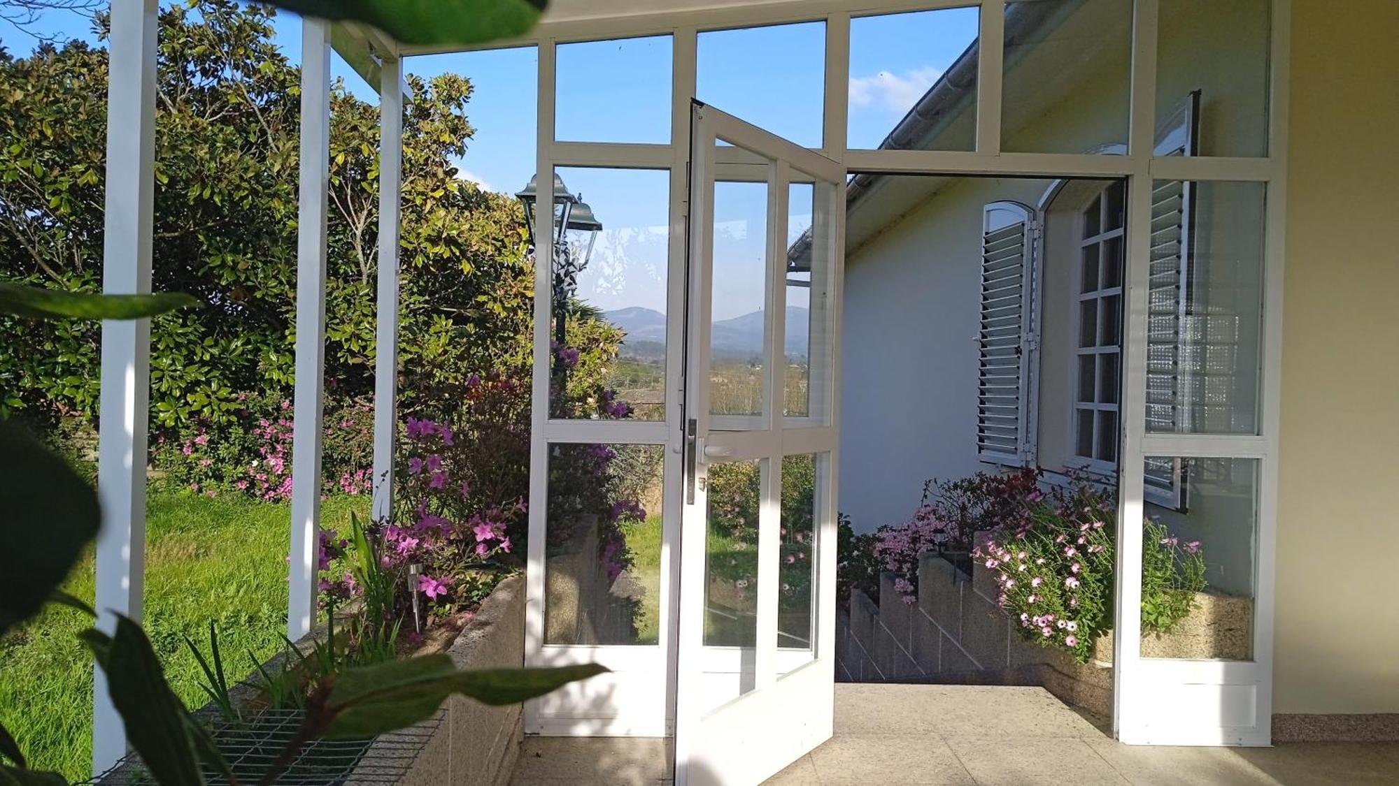A Casa De Abelleira Ponteareas Bed & Breakfast Luaran gambar